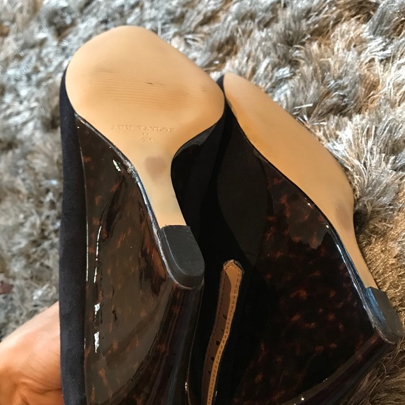 Ann Taylor Heels - Picture 5 of 6